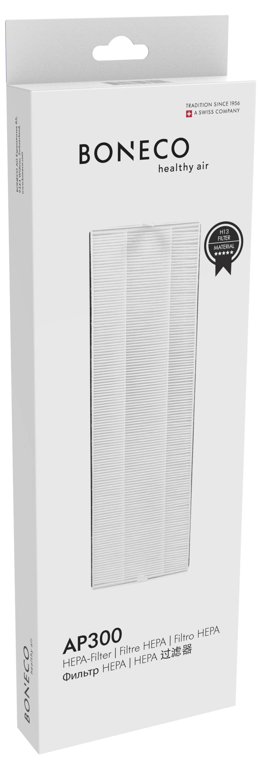 Balenie „HEPA filter BONECO AP300" s obrázkom obdĺžnikového filtra. Označené logom značky a viacjazyčnými označeniami „HEPA filter".