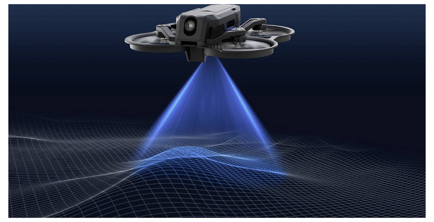 Dron s namontovaným senzorom skenuje terén modrým laserovým lúčom lidar, čím vytvára 3D drôtený model mapy terénu.