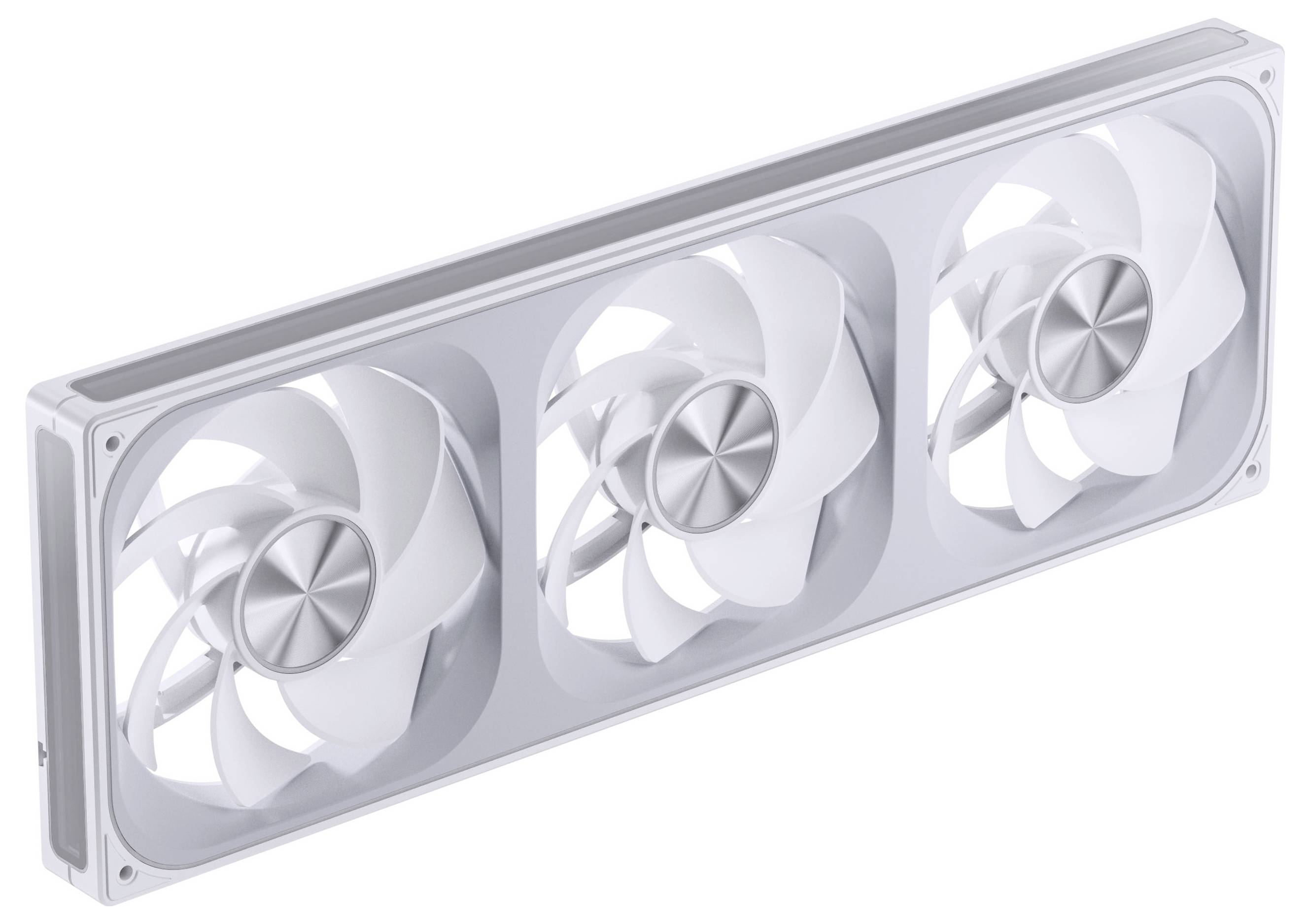 Biely počítačový chladiaci radiátor s tromi ventilátormi, navrhnutý na efektívnu dissipáciu tepla v nastavení počítača.
