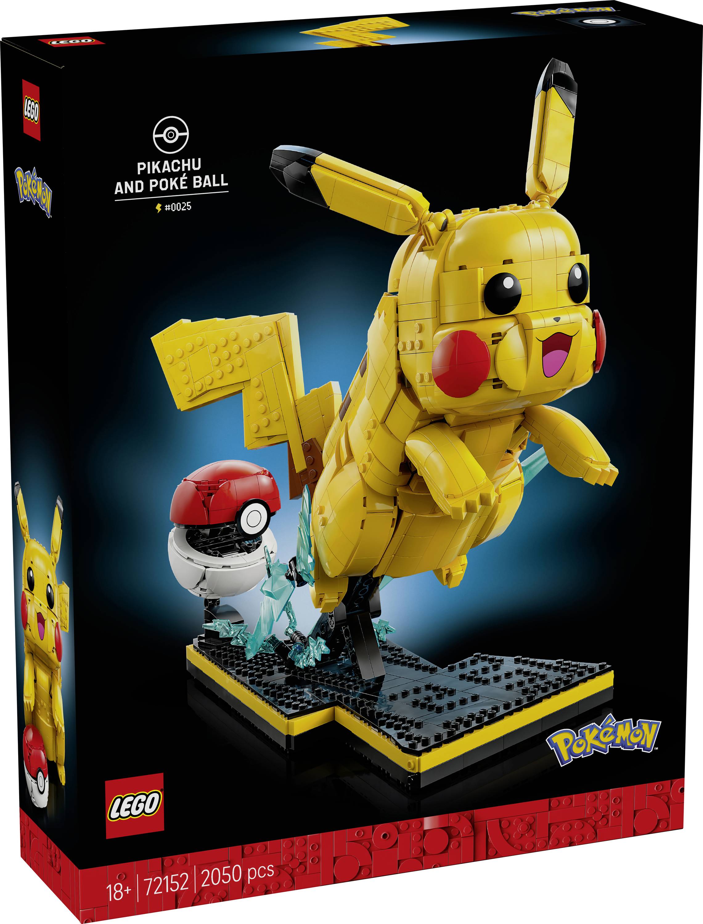 LEGO sada v krabici s motívom "Pikachu a Poké Ball" so stavebným Pikachu s podrobnými prvkami a Poké Ball na výstavnom postojane.
