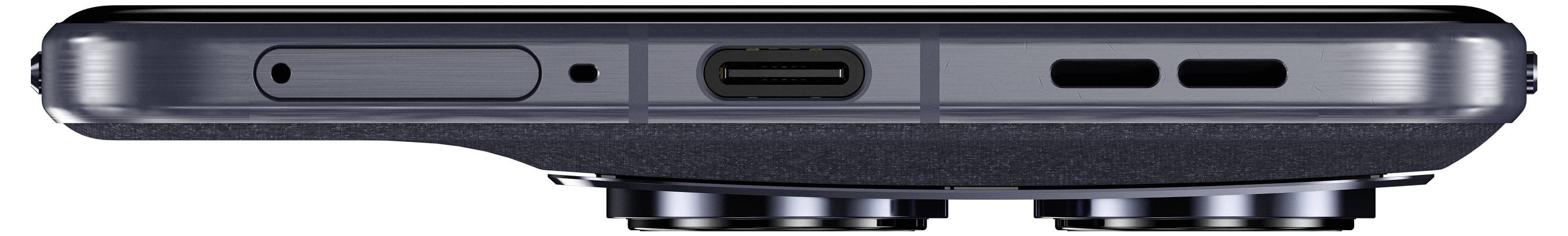 Bočný pohľad na smartfón ukazujúci jeho tlačidlá, port USB-C a duálne objektívy kamery, pričom vyzdvihuje jeho štíhly, moderný dizajn.