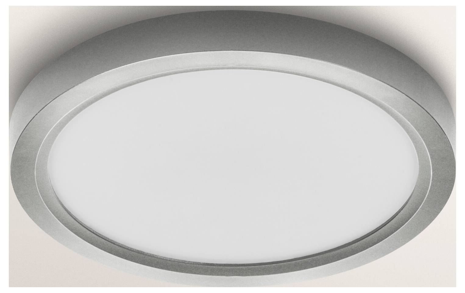 Okrúhly strieborný stropný svietidlo s matným bielym difúzorom, upevnené na bielom strope.