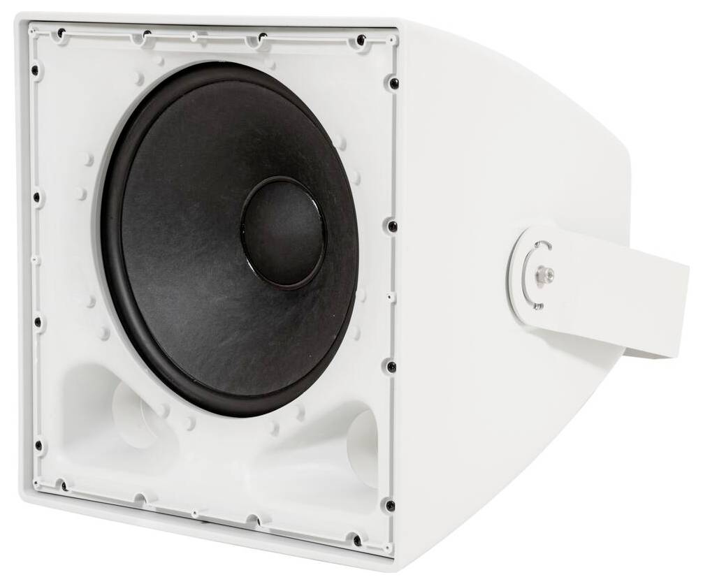 Biely uhlový reproduktor s veľkou okrúhlou čiernou membránou je umiestnený v štvorcovom ráme, navrhnutý na smerovanú projekciu zvuku.