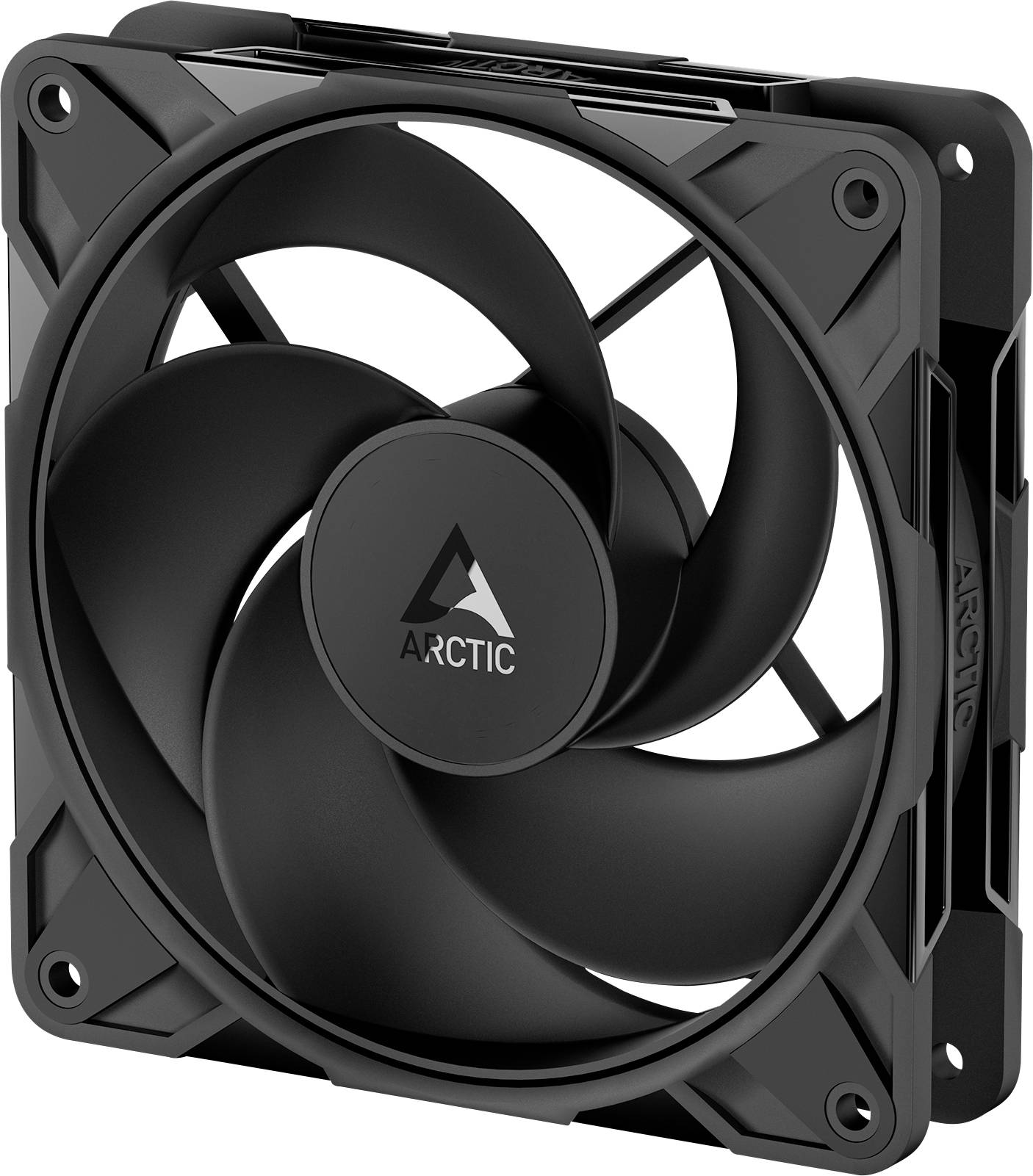 Čierny počítačový ventilátor s logom "Arctic"; charakterizuje sa veľkými lopatkami na chladenie vnútri počítačov; zameranie na dizajn a účinnosť ventilácie.