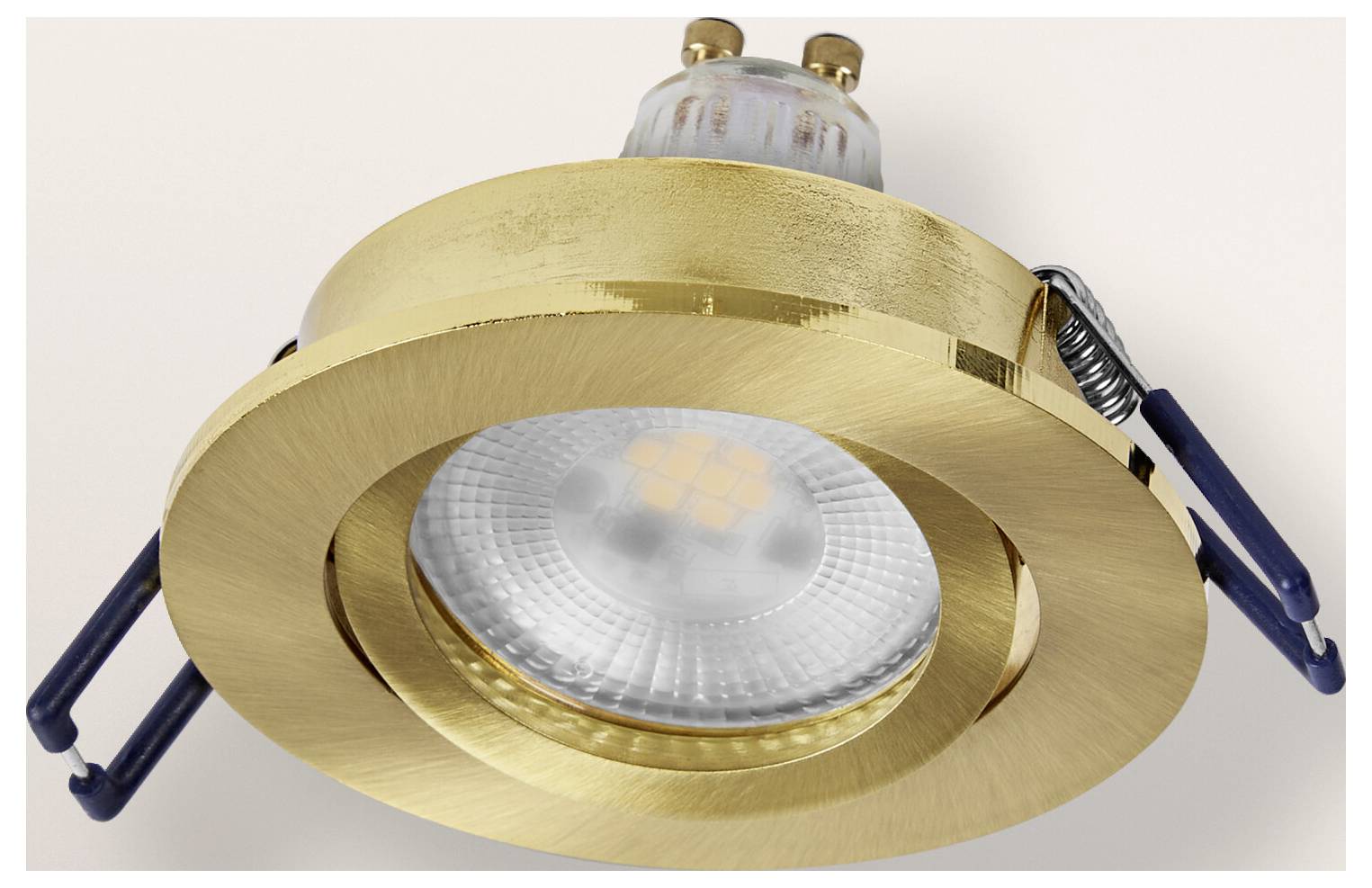 Zapustené svetlo s kovovým povrchom, teplé biele svetlo. Balenie obsahuje 3-balenie, vhodné pre vnútorné osvetlenie, 3x4,9W.