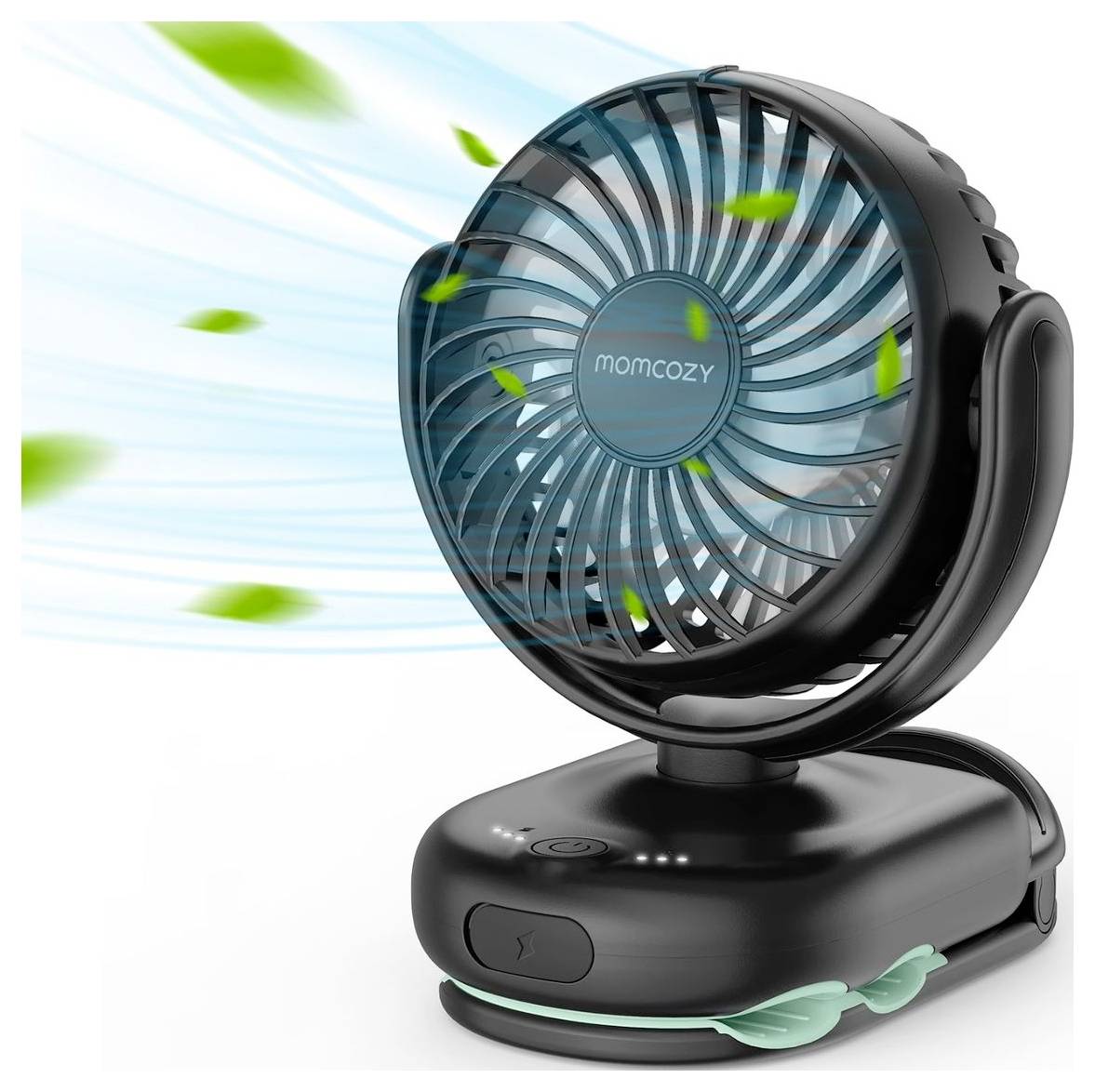 Malý čierny prenosný ventilátor vypúšťajúci vzduch so zelenými listami, ktoré indikujú prúdenie vzduchu. Značka momcozy, má nastaviteľnú klipsovú základňu.