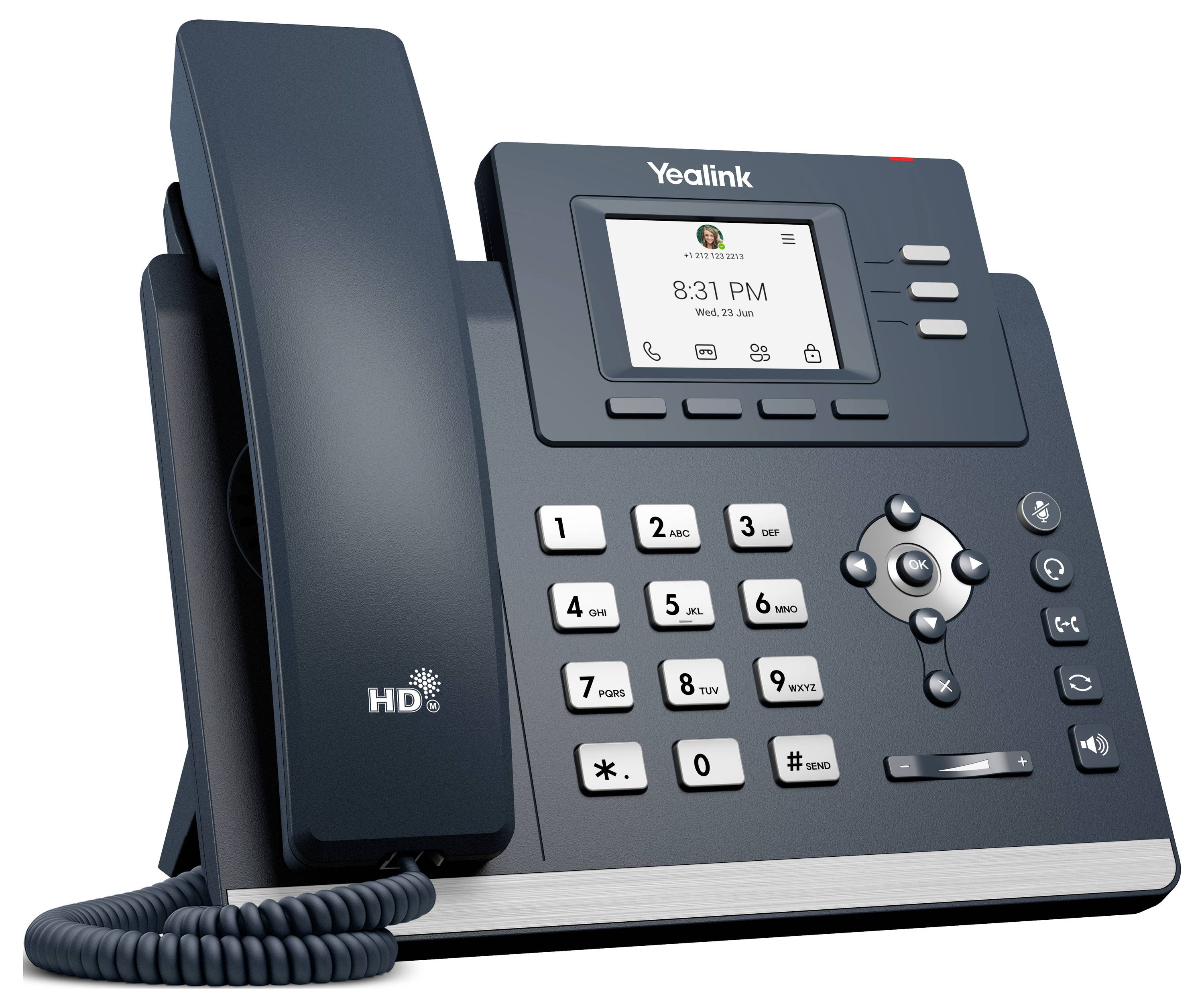 Telefón s IP pripojením Yealink na pracovný stôl s numerickou klávesnicou, malý displej zobrazujúci čas „20:31" a dátum. Funkcie zahŕňajú reproduktor, navigačné klávesy.
