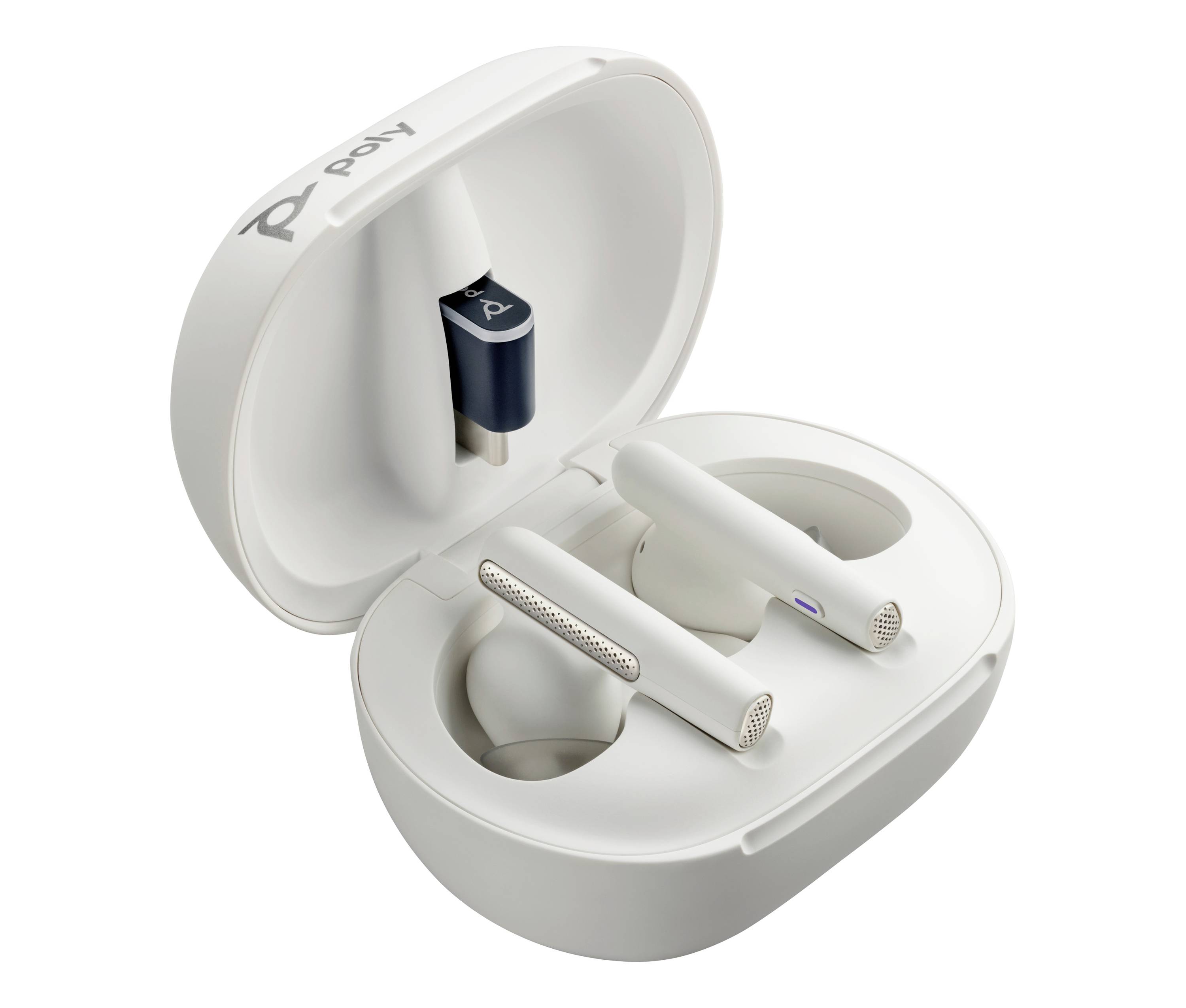 Otvorený nabíjací obal s dvoma bielymi bezdrôtovými slúchadlami a modrým in-ear zariadením vo vnútri, zobrazujúci sadu prenosných audio príslušenstva.