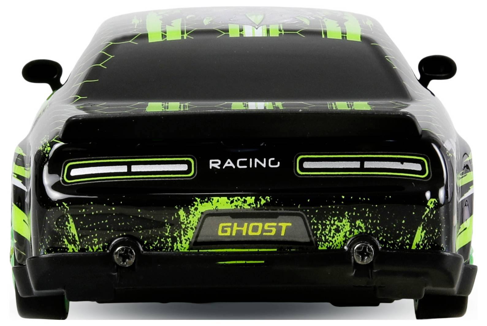 Pohľad zpredu čierneho a neónovo zeleného RC závodného auta označeného „GHOST" a „RACING" na bielom pozadí.