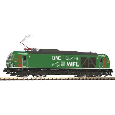 Pohľad z boku na zelenú modelovú lokomotívu Northrail PIKO na trati, označenú „ME HOLZ mit WFL" so zdvihnútou pantografom.