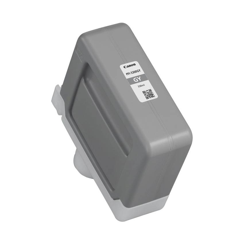 Šedá cartridge s atramentom Canon na bielom pozadí, zobrazená v uhle so viditeľným štítkom a QR kódom.