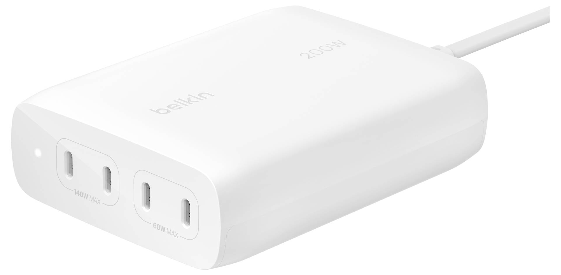 Biely napájací adaptér Belkin s dvoma portami USB-C a kablom pripojeným na pravej strane
