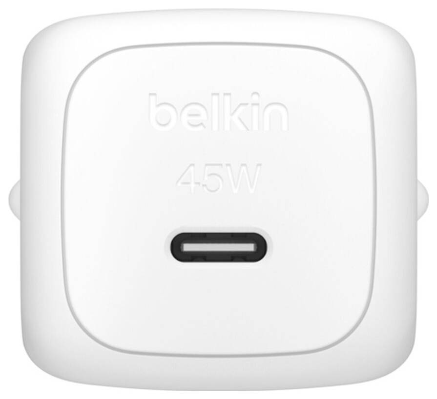 Biely kabelový Belkin 45W USB-C adaptér do steny s jedným centrálne umiestnením portom na nabíjanie