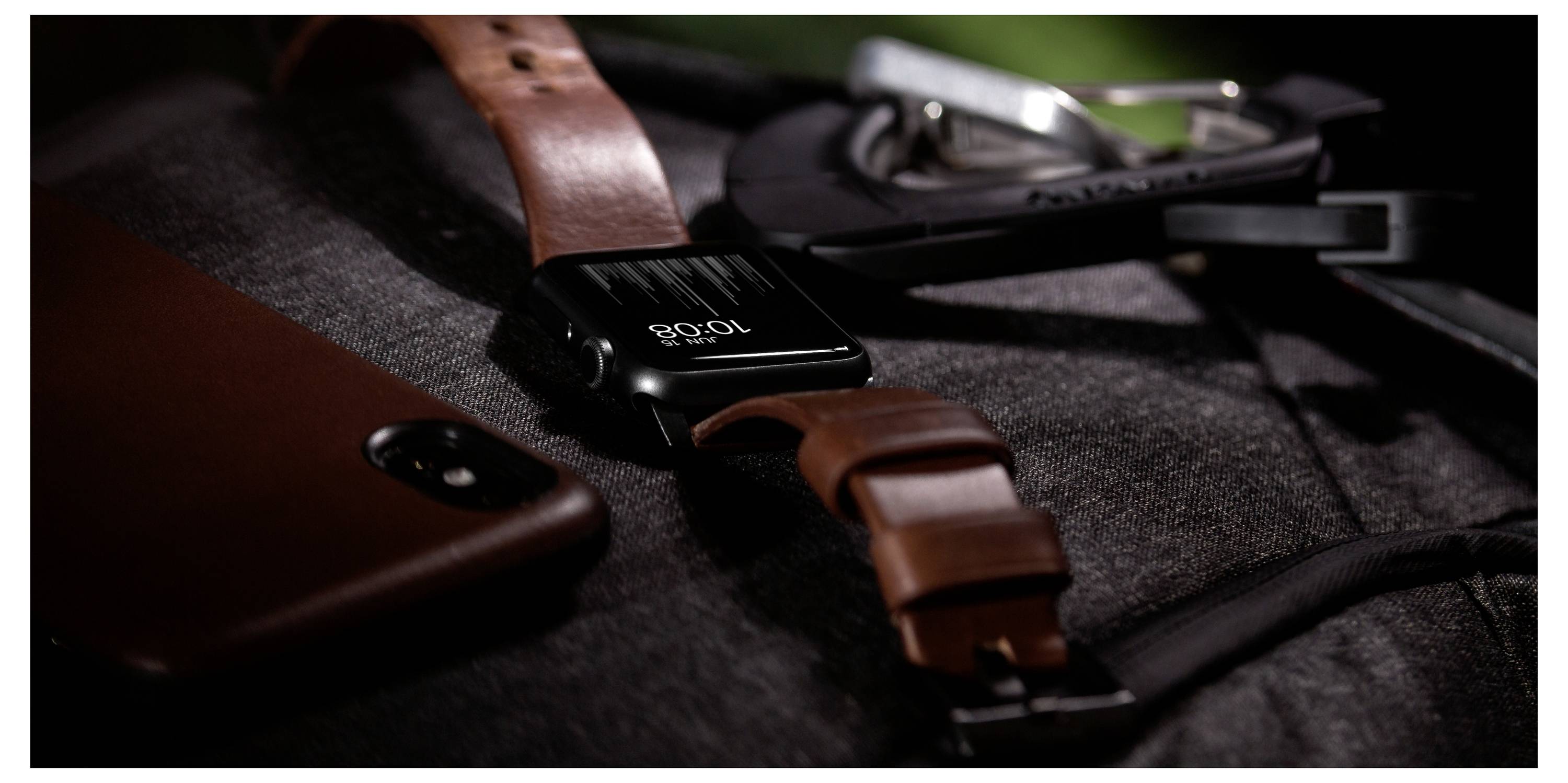 Nomad Modern Lthr. Brown Connect. pútko na zápästie hnedá-19
