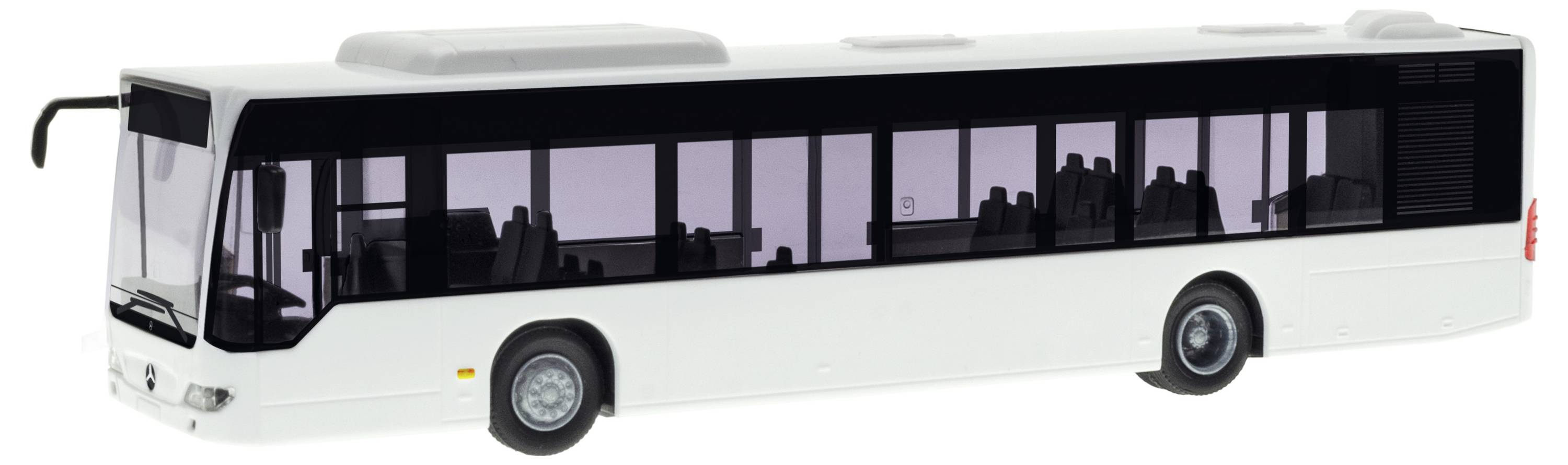Biely mestský autobus zobrazený v bočnom pohľade, s veľkými tónovanými oknami a kĺbovými predsúdkami, izolovaný na bielom pozadí.