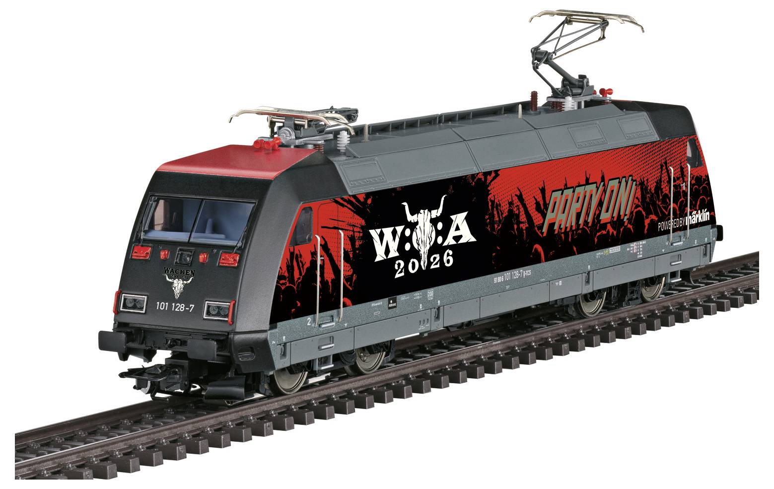Čierno-červený elektrický modelový vlak na tratiach s grafikou "Wacken 2026" a "Rammstein" na boku.
