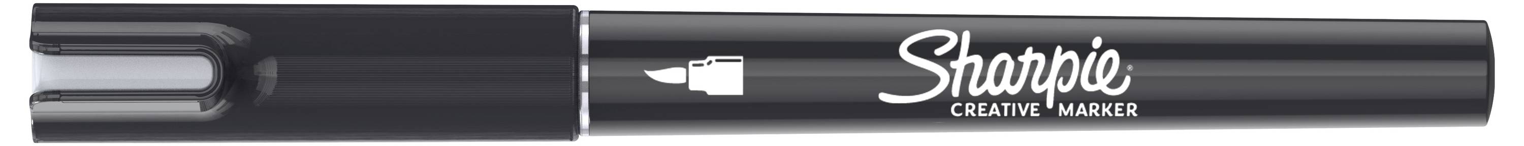 Čierny kreatívny značkovač Sharpie s bielym logom a uzáverom zobrazený horizontálne na bielom pozadí.
