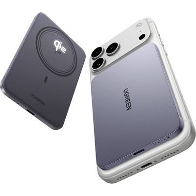 Dva magnetické bezdrôtové nabíjacie powerbanky UGREEN zobrazené: jeden pohľad spredu so symbolom Qi2, jeden pripojený na zadnej strane smartphónu.