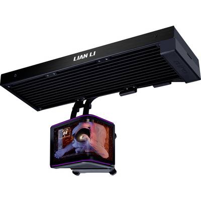 Čierny externý radiátor LIAN LI namontovaný nad zásobníkom na chladiacu kvapalinu PC s RGB osvetlením a digitálnym odčítaním teploty.