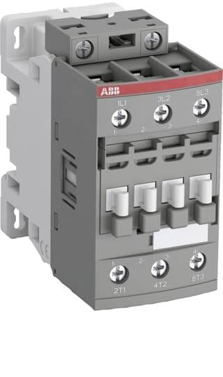 ABB priemyselný elektrický kontaktor so skrutkovými svorkami a štyrmi predným pôsobiacimi páčkami, zobrazený v produktovom detailnom zábere na bielom pozadí
