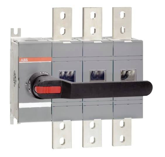 Priemyselný rotačný odľahovací spínač ABB s čiernym pákovým ovládačom a tromi kovovými svorkami na sivom elektrickom module.