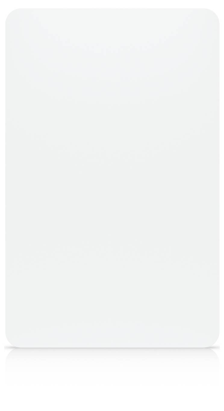 Prázdny biely panel alebo karta so zaoblenými rohmi a jemným tieňom a odrazom na svetlom pozadí.