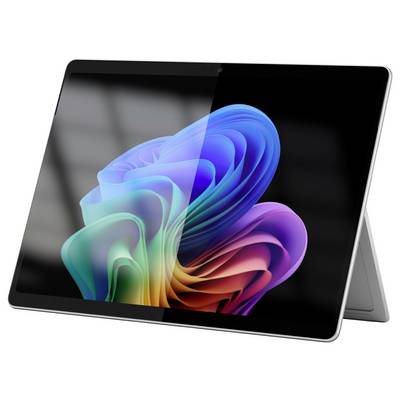 Elegantný čierny tablet v horizontálnej orientácii zobrazujúci colorful abstraktný swirl wallpaper, umiestnený na bielom pozadí s viditeľným stojanom za ním.