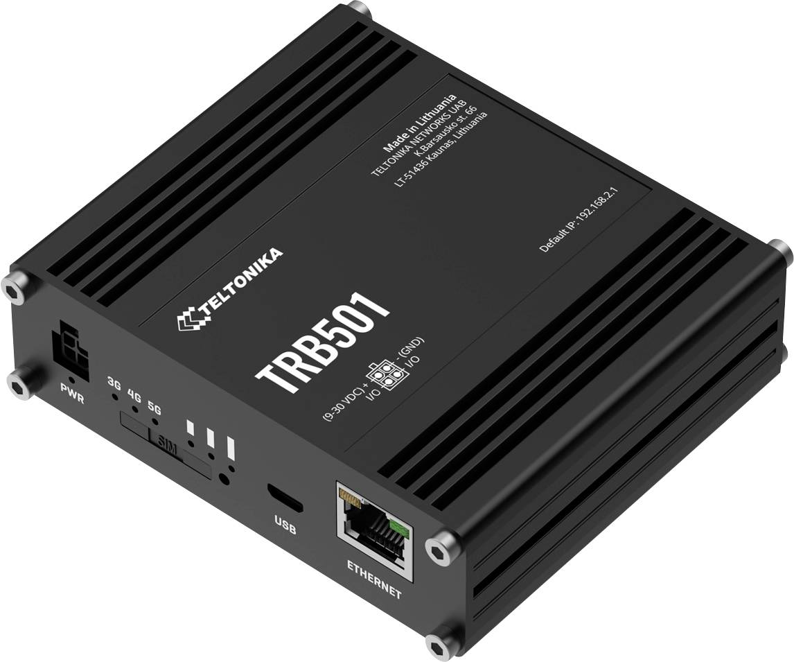 Čierny priemyselný smerovač/modem Teltonika TRB501 s portami Ethernet a USB zobrazený v pohľade pod uhlom v štýle produktovej fotografie.