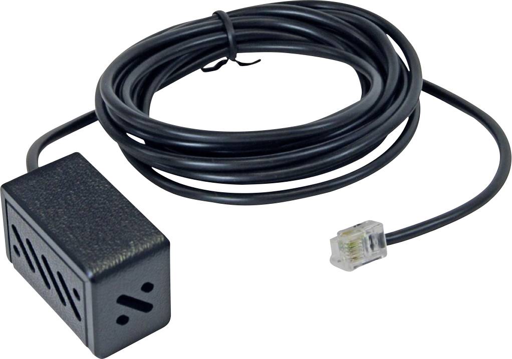 Čierny drôtený elektronický senzor alebo konektor s malým zástrčkou pripevnenou k obdĺžnikovej ventilovanej skrinke.
