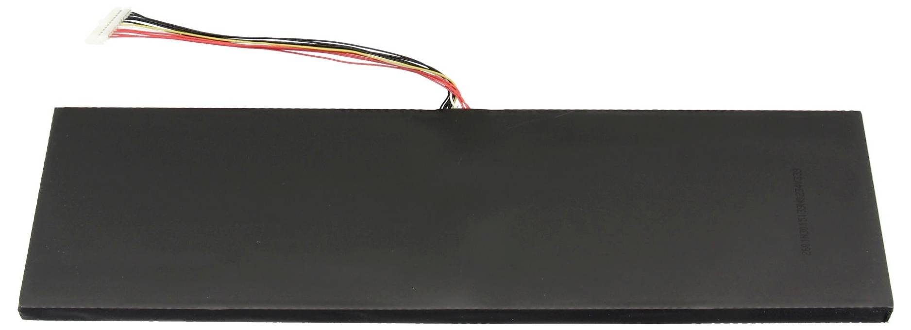 Čierny obdĺžnikový elektronický modul s pripojenými červenými, čiernymi a žltými vodičmi na bielom pozadí