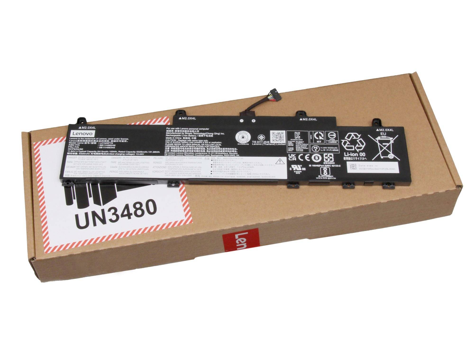 Batéria notebooku Lenovo v kartónovej prepravnej krabici označenej UN3480 pre lítium-iónové batérie.