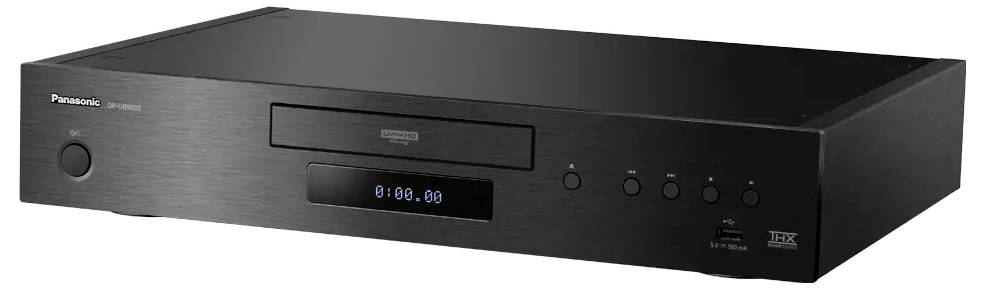 Čierna audiokomponenta Panasonic s prehrávačom diskov, digitálnym displejom času, tlačidlom napájania a predným ovládaním na jednoduchom pozadí.