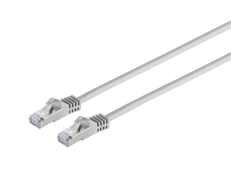 Dva sivé ethernetové sieťové káble so spojkami RJ45 na bielom pozadí.