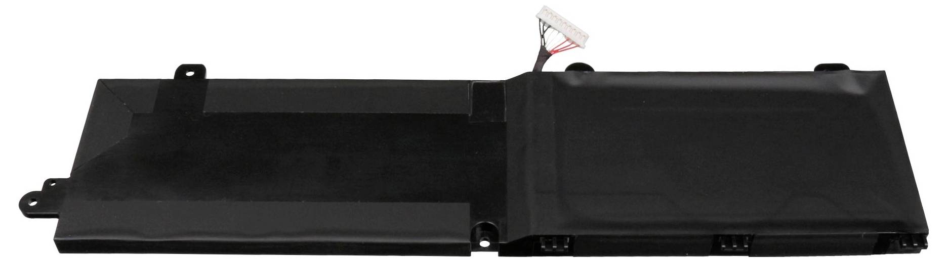 Čierny obdĺžnikovitý elektronický batériový blok alebo batéria do notebooku so spojovacími svorkami a upevňovacími konzolami na bielom pozadí