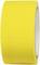 Rolka žltej lepiacej pásky, používanej na tesnenie, upevňovanie alebo označovanie.