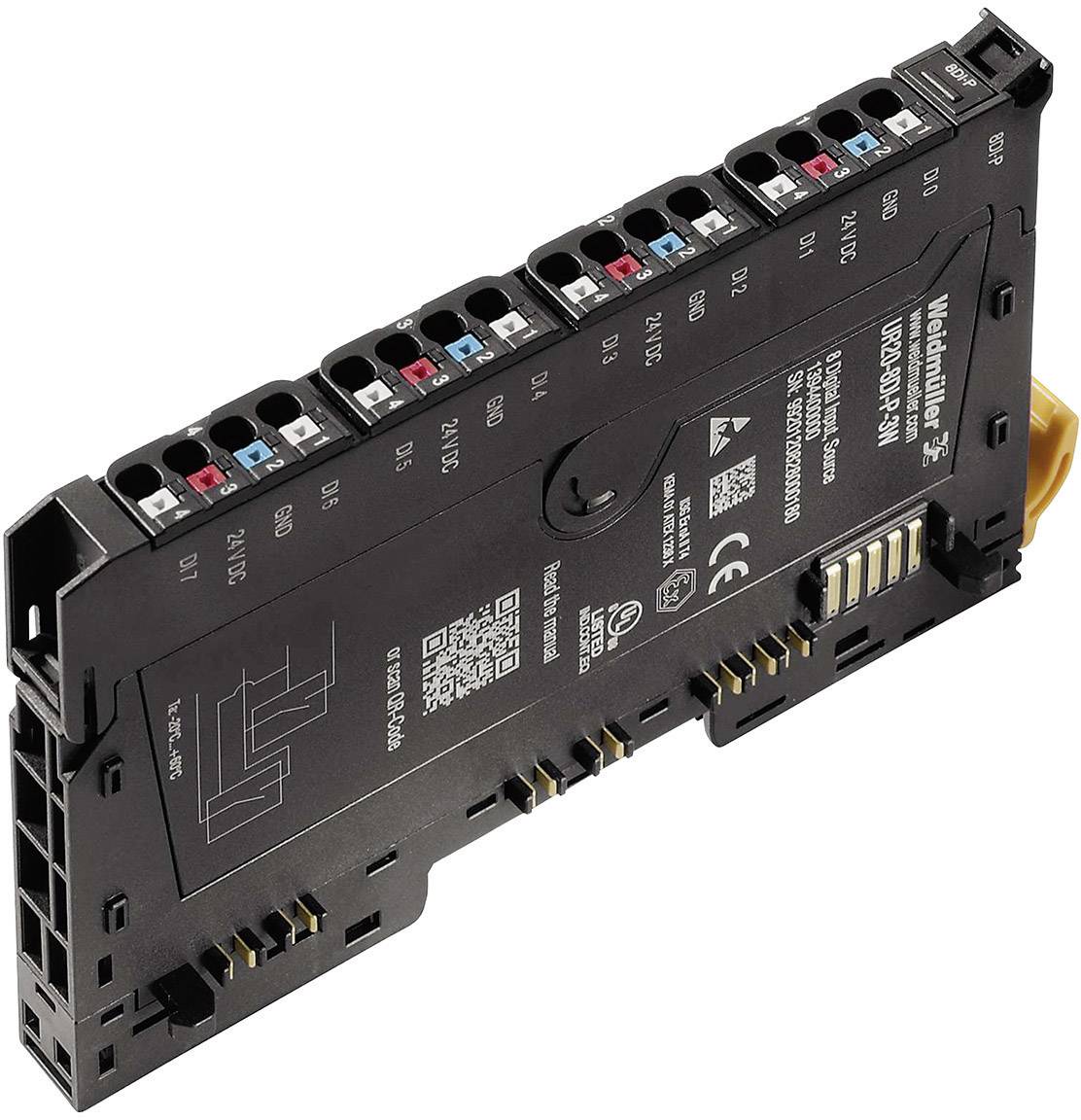 Čierny elektronický modul s viacerými konektormi na hornej strane, s popiskami a QR kódom viditeľným na prednej strane.