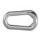 Oválna kovová rýchlospona, strieborná a lesklá, vhodná na rýchle spájanie alebo pripevňovanie v rôznych aplikáciách.