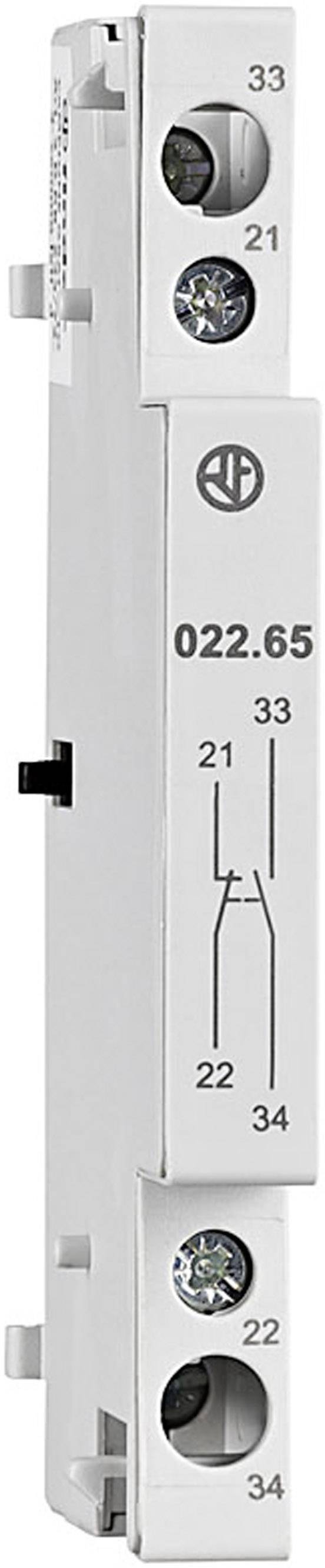 Biela elektrická súčiastka so skrutkovými svorkami, nakreslený spínací symbol a číslami 022.65, 33, 21, 22, 34 na prednej strane.