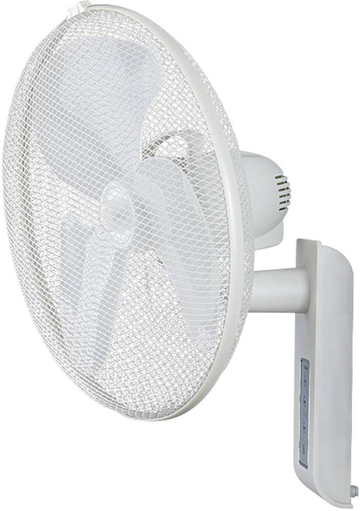 Biely stenový ventilátor s ochranným krytom a tromi viditeľnými rotačnými listami. Ovládací prvok sa nachádza vpravo na telese ventilátora.