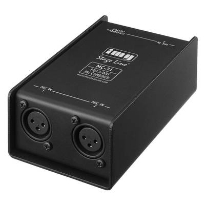 Čierny audio adaptér so vstupmi a výstupmi XLR, označený nápisom 'Stage Line'. Vhodný pre mikrofónové prepojenia.