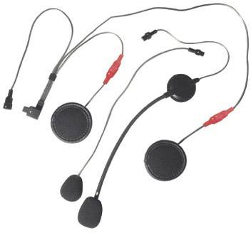 Motocyklová headset so slúchadlami a mikrofónom, prepojený káblom. Má dva reproduktory a dva mikrofóny na flexibilnom držiaku.
