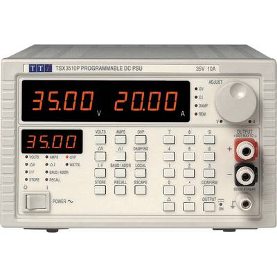 Programovateľný jednosmerný zdroj napätia zobrazuje 35,00 voltov a 20,00 ampérov. Množstvo tlačidiel slúži na ovládanie a nastavenie parametrov.