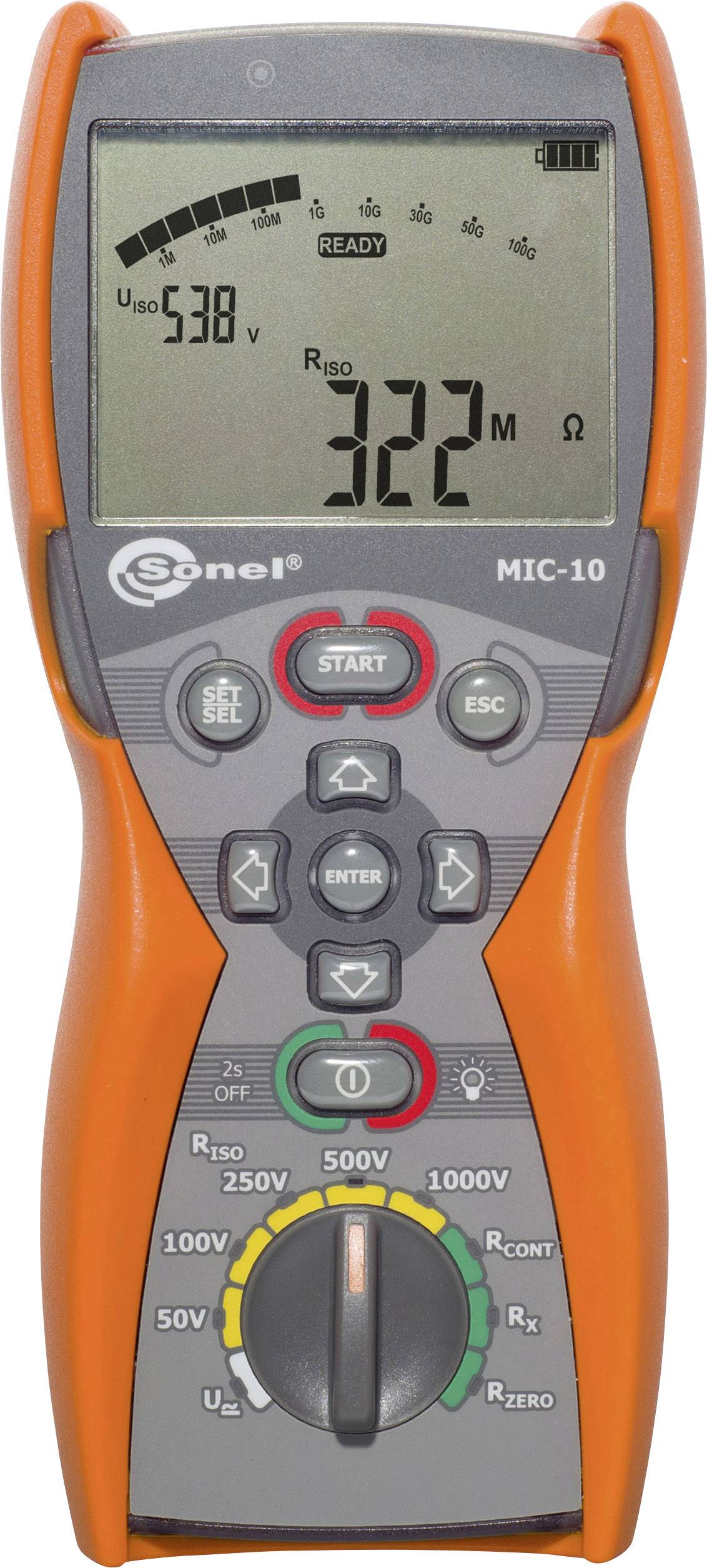 Digitálny izolačný merací prístroj s oranžovým krytom zobrazuje na displeji nameranú hodnotu 3,22 MOhm.