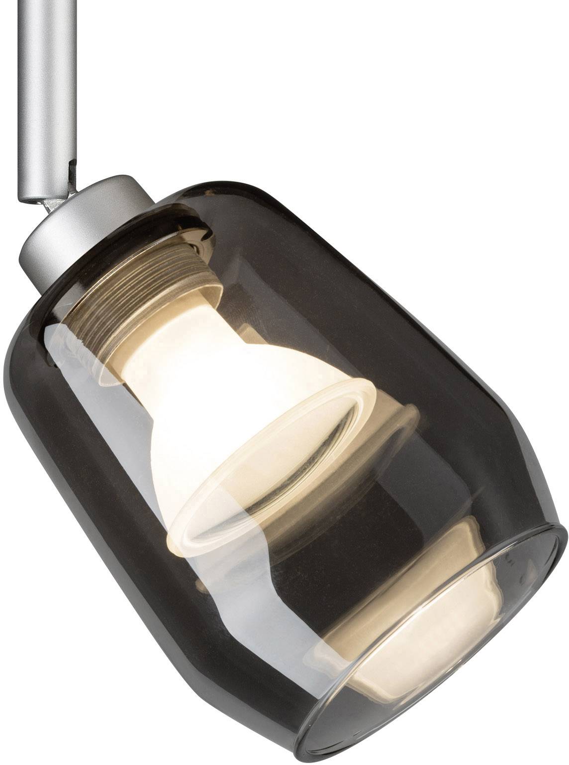 Žiarovka svieti vnútri tmavo tónovaného závesného svietidla s moderným dizajnom.