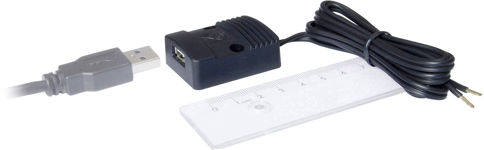 USB káblovový adaptér vedľa pravítka na určenie veľkosti, s odizolenými koncami drôtov na pravej strane.