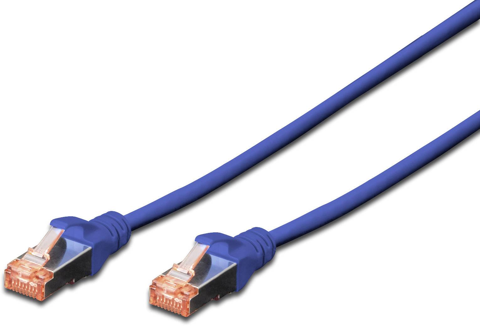 Modrý ethernetový kábel s dvoma oranžovými konektormi RJ-45 na oboch koncoch, používaný pre sieťové pripojenia.