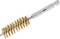 Mosadzná drôtená kefa s kovovým držadlom, vhodná na čistenie povrchov a odstraňovanie hrdze. Trojuholníkové usporiadanie štetín.