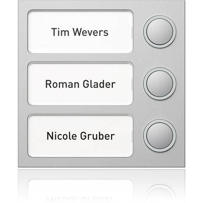 Tri zvončekové štítky s menami 'Tim Wevers', 'Roman Glader' a 'Nicole Gruber', každý so zodpovedajúcim zvončekom.