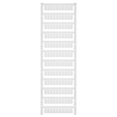Biely vertikálny káblový kanál s viacerými horizontálnymi otvormi, určený na organizáciu káblov v serverovniach alebo kanceláriách.