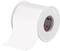 Malý biely obväz s lekárskou náplasťou, vhodný na ošetrenie rán alebo prekrytie poranení.